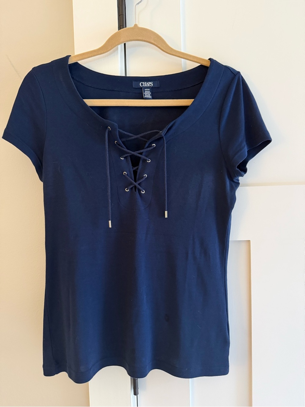 Chaps Cap Sleeve Scoop Neck T-shirt Top Lacing at Neckline Navy Blue. S/M